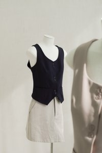Tiana Vest Duo Button Top In Navy (XL)