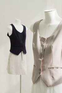Tiana Vest Duo Button Top In Grey (XL)