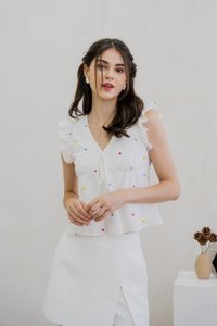 Vivianne Embroidery Hearts Top In White (XS)