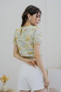 Kiana Overlap Shorts In White