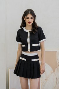 Emberly Clover Pleated Skort In Black (XS)