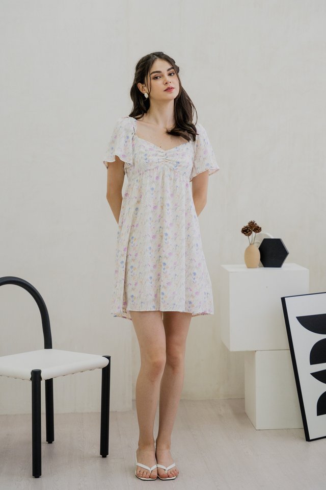 Cerese Printed Sweetheart Dress In Cream