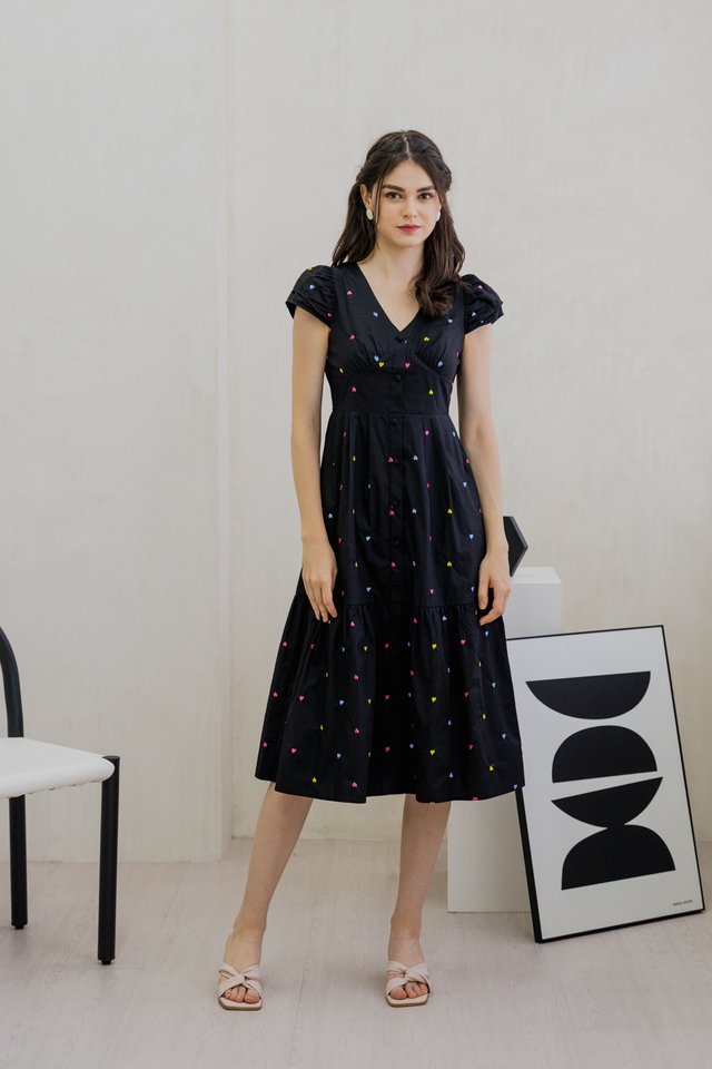 Vivianne Hearts Embroidery Midi Dress In Black (XS)