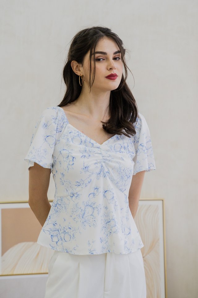Emerie Porcelain Ruched Top In Blue (XS)