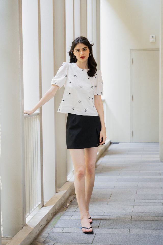 Kaiya Embroidered Ribbon Top In White