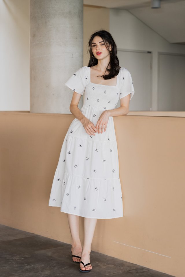 Kaiya Embroidered Ribbon Maxi Dress In White (XS)