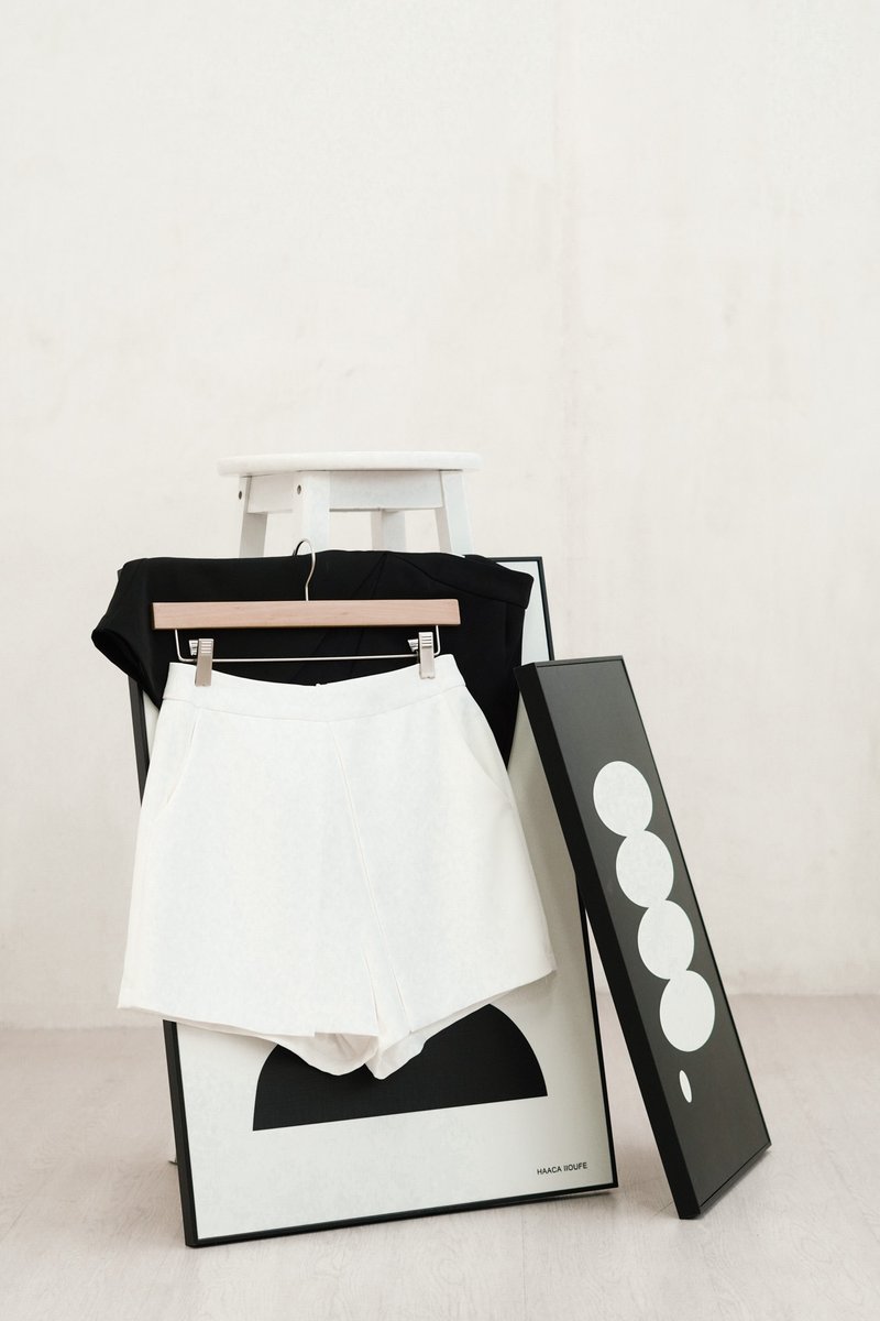 Kiana Overlap Shorts In White