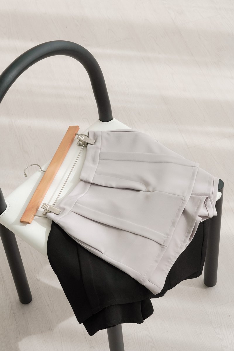 Kendra Layered Skorts In Grey