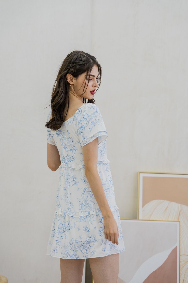 Emerie Porecelain Floral Dress In Blue (XS)