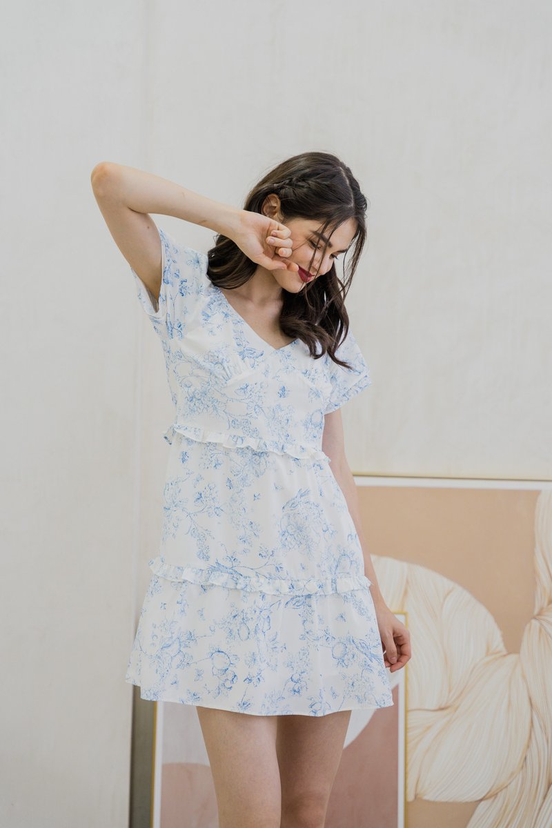 Emerie Porecelain Floral Dress In Blue (XS)