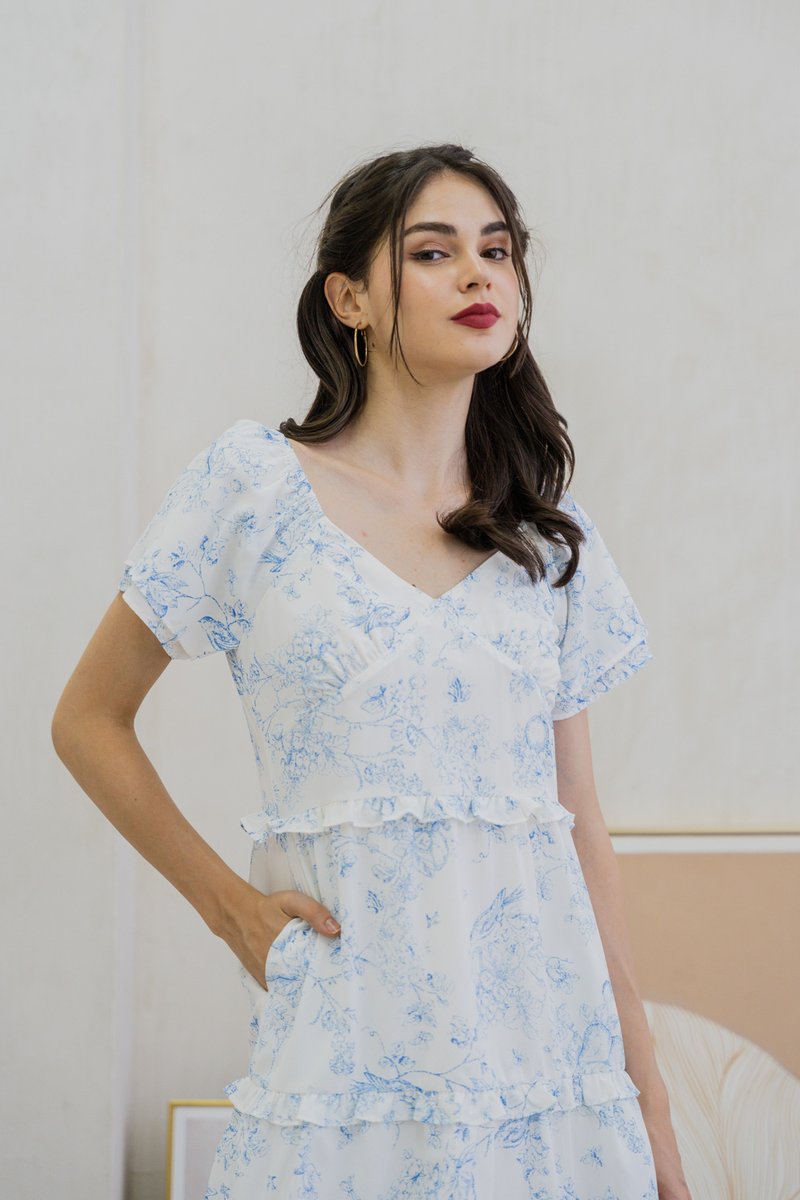 Emerie Porecelain Floral Dress In Blue (XS)