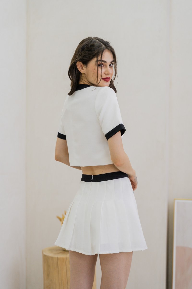 Emberly Clover Pleated Skort In White