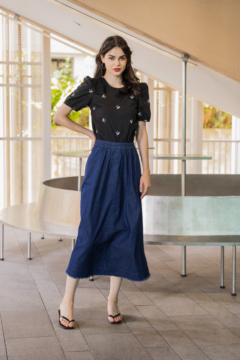 Kristin Elastic Waist Denim Midi Skirt (XS)