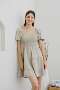 Sersha Smocked Tier Dress In Muted Sage (XS)
