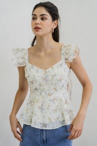 Fiona Eyelet Ruffle Sleeve Top In Cream (XS)