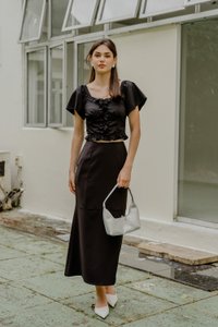 Mina Mermaid Hem Midi Skirt In Black