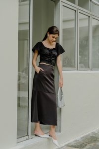 Mina Mermaid Hem Midi Skirt In Black
