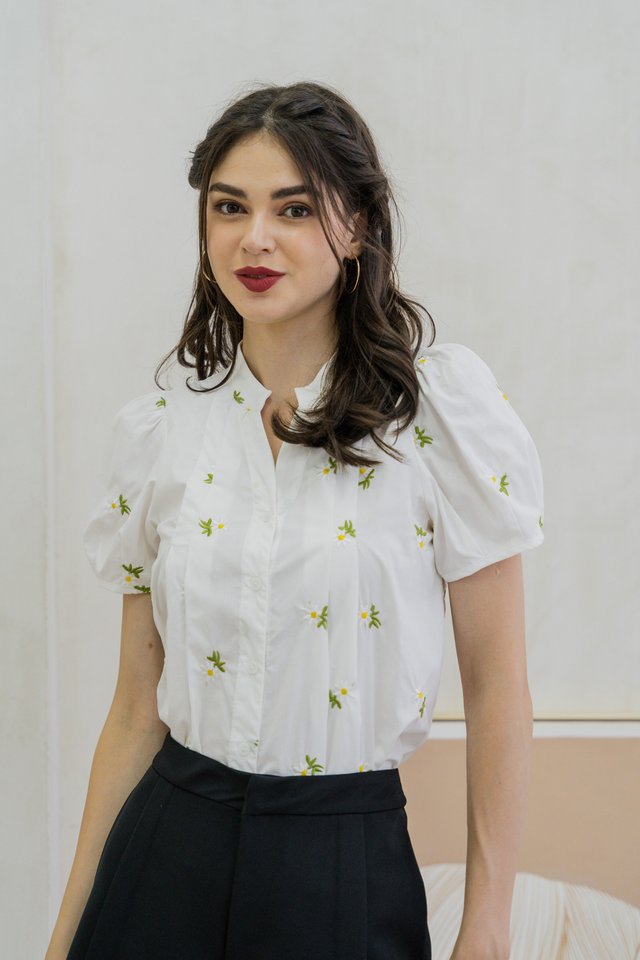 Sierra Embroidery Button Top in White