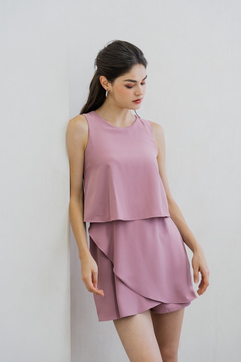 Evangeline Layered Romper In Pink