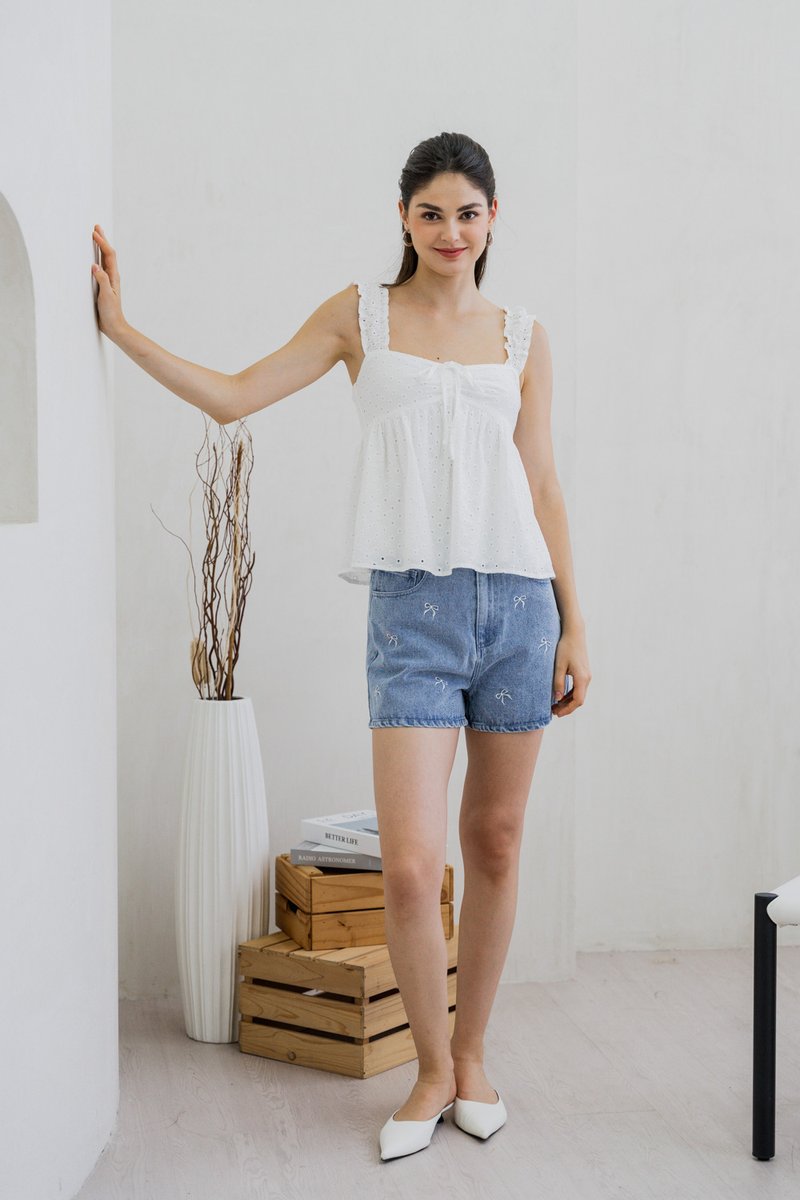 Crishelle Eyelet Ribbon Top In White (XL)