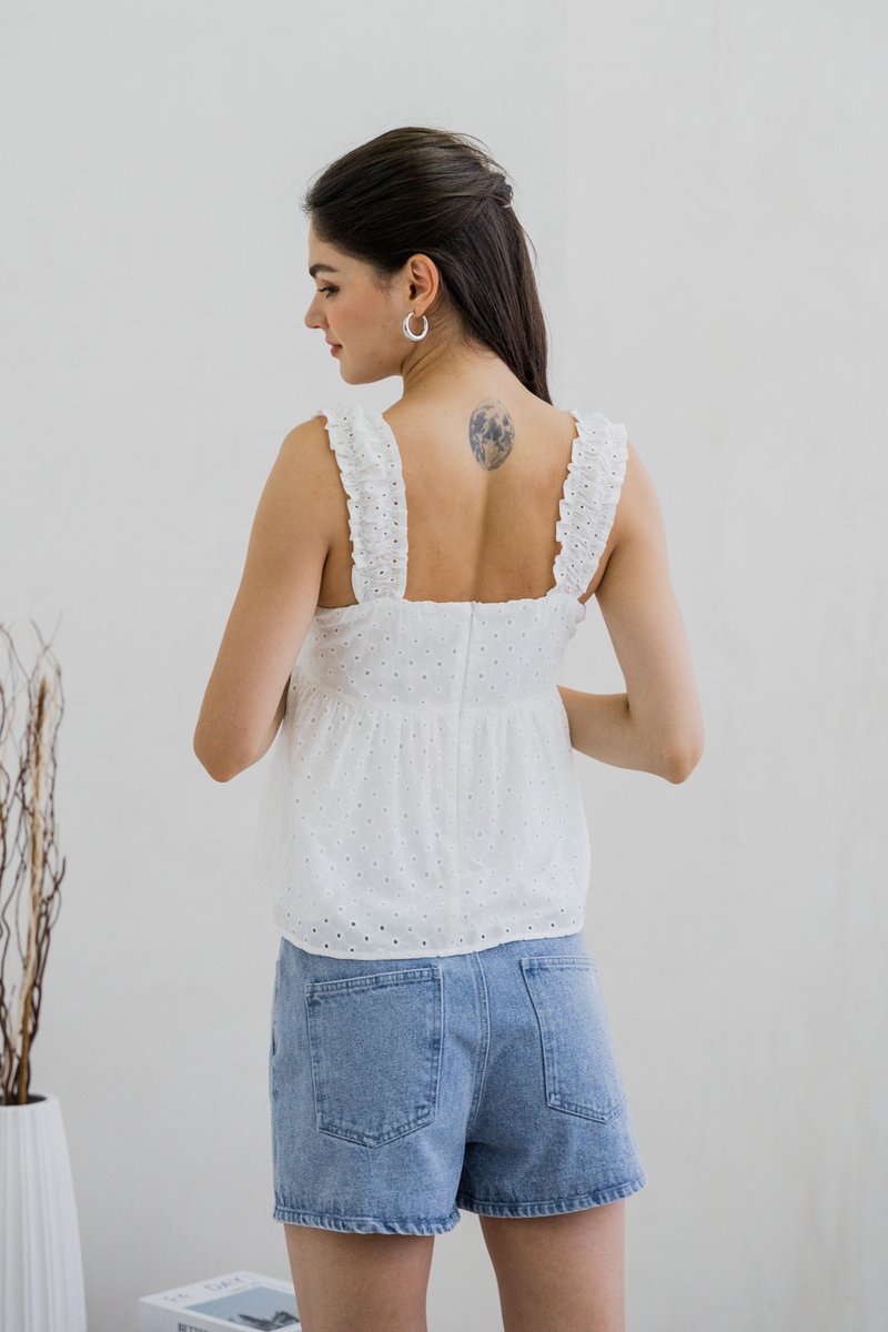 Crishelle Eyelet Ribbon Top In White (XL)