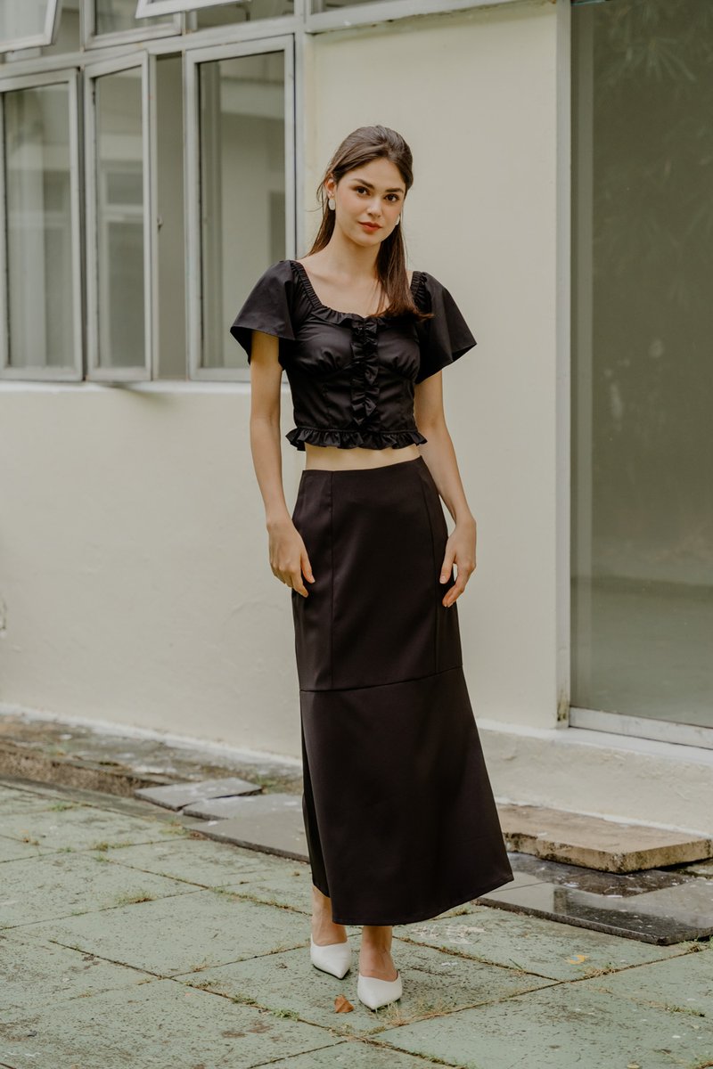 Mina Mermaid Hem Midi Skirt In Black