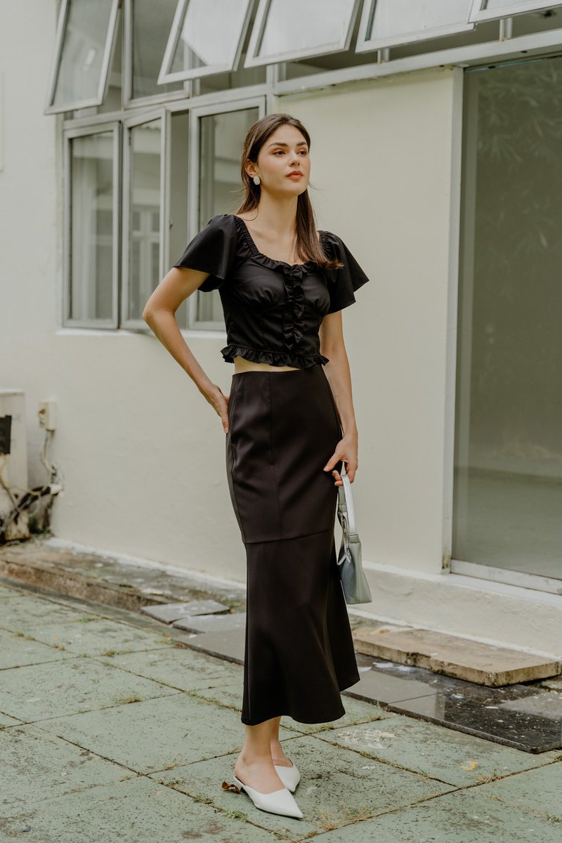 Mina Mermaid Hem Midi Skirt In Black
