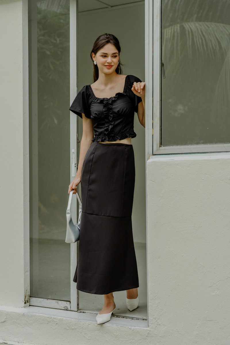Mina Mermaid Hem Midi Skirt In Black