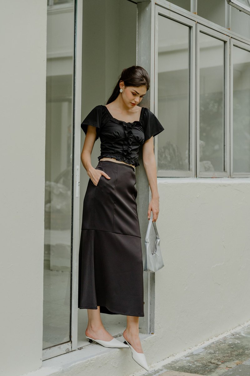Mina Mermaid Hem Midi Skirt In Black