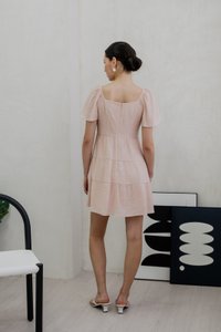 Gracie Textured Tiered Dress In Pink (XS)
