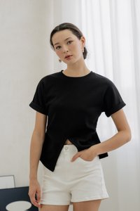 Rae Side Ruched Top In Black (XS)