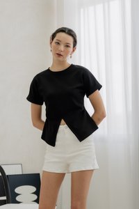 Rae Side Ruched Top In Black (XS)