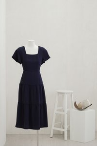 Faron Flare Sleeve Tiered Midi Dress In Navy (XS)