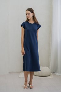 Braelynn Basic Midi Dress In Navy (XS)