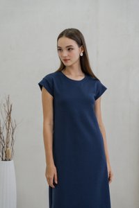 Braelynn Basic Midi Dress In Navy (XS)