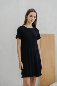 Nancy Knit Shift Dress In Black (XS)