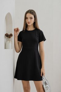 Carmen Panelled Dress In Black (XS)