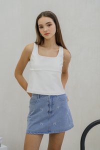 Bree Square Neck Cotton Top In White (XL)