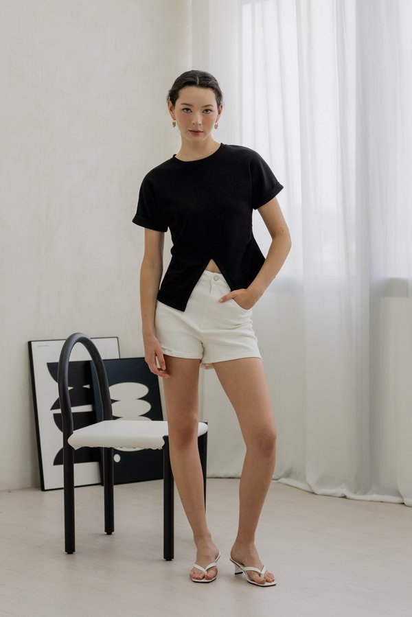 Rae Side Ruched Top In Black (XS)