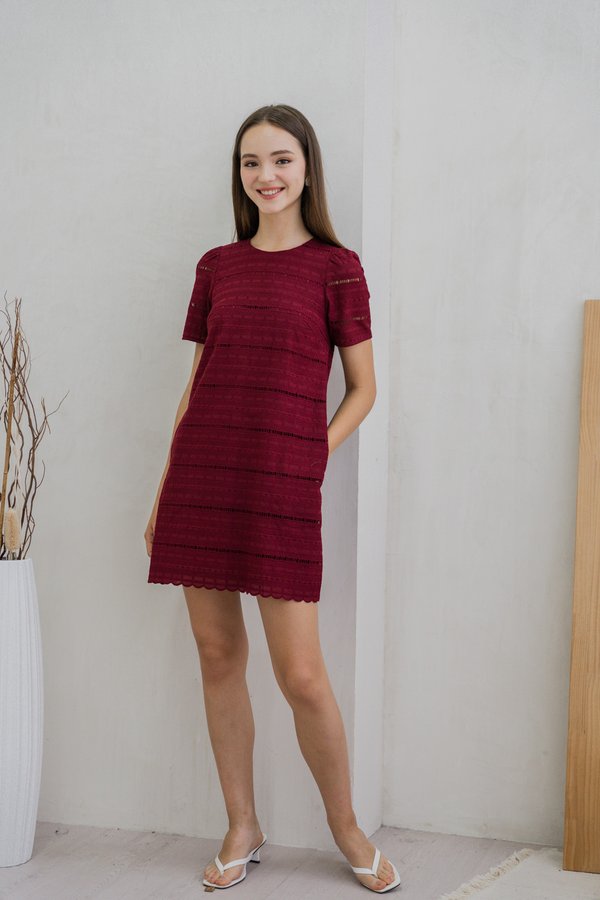 Larissa Eyelet Shift Dress In Wine (XS)