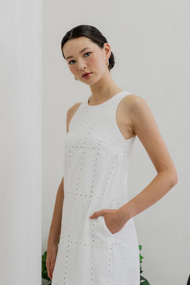 Elowen Eyelet Midi Dress In White