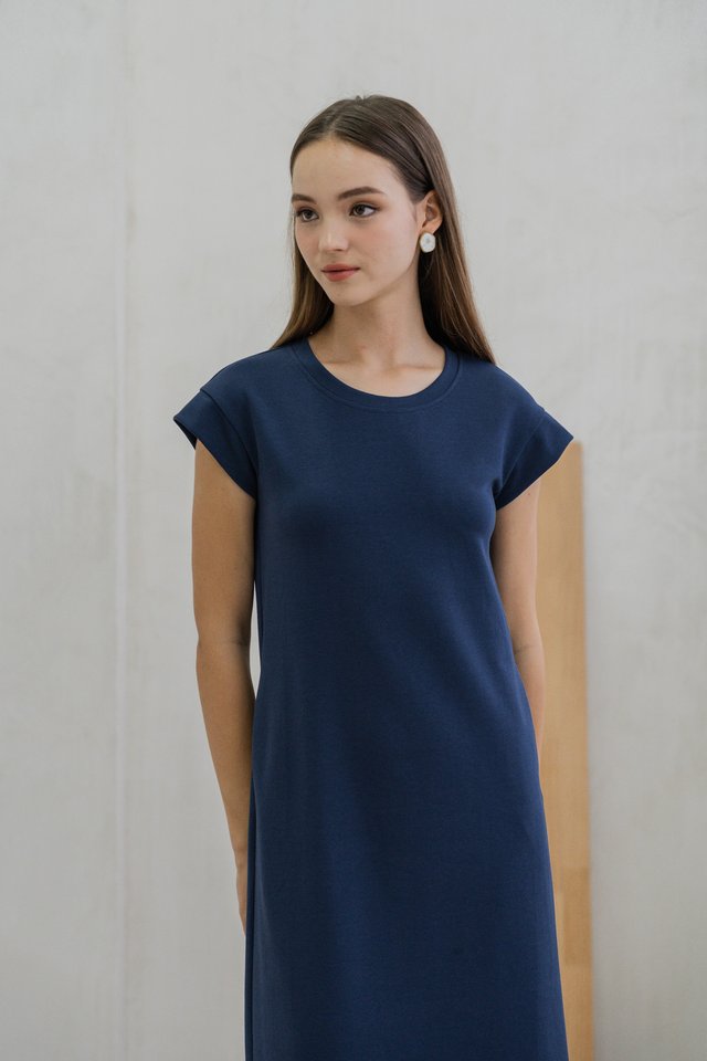 Braelynn Basic Midi Dress In Navy 