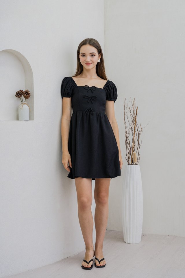 Greer Ribbon Puffed Sleeve Dress In Black