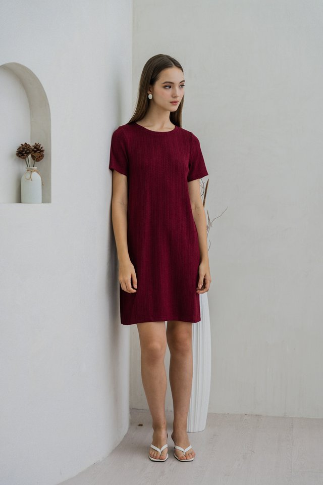 Nancy Knit Shift Dress In Wine