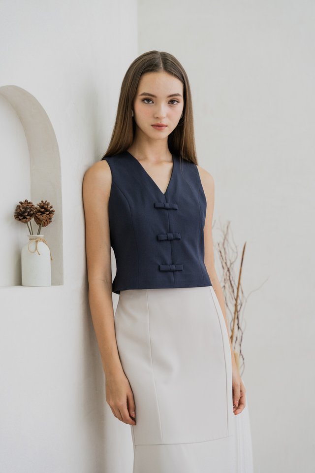Venus Bow Vest Top In Navy