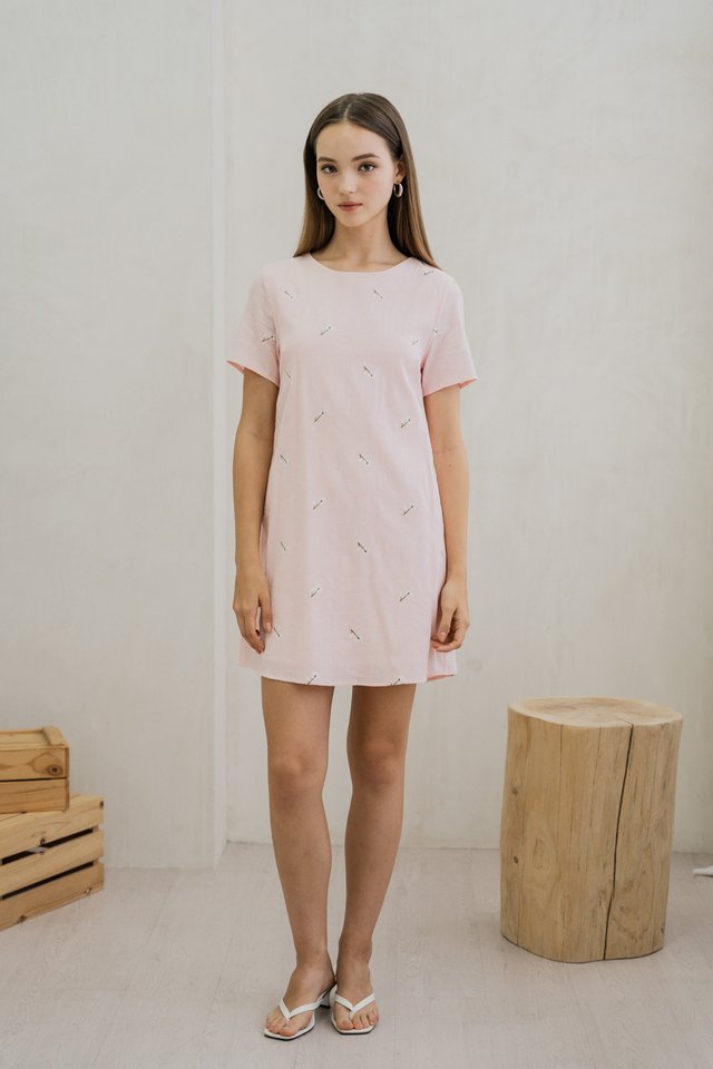 Tanya Textured Floret Shift Dress In Pink