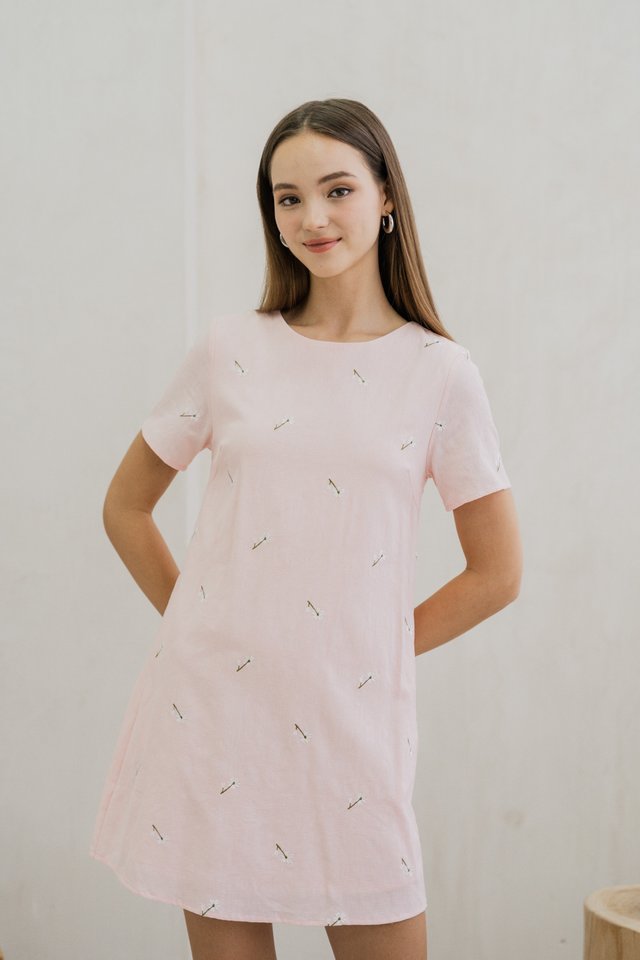 Tanya Textured Floret Shift Dress In Pink