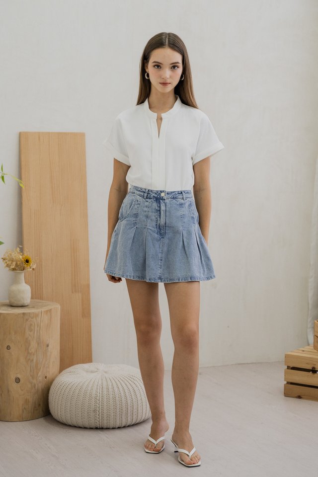Merie Mandarin Collar Top In White