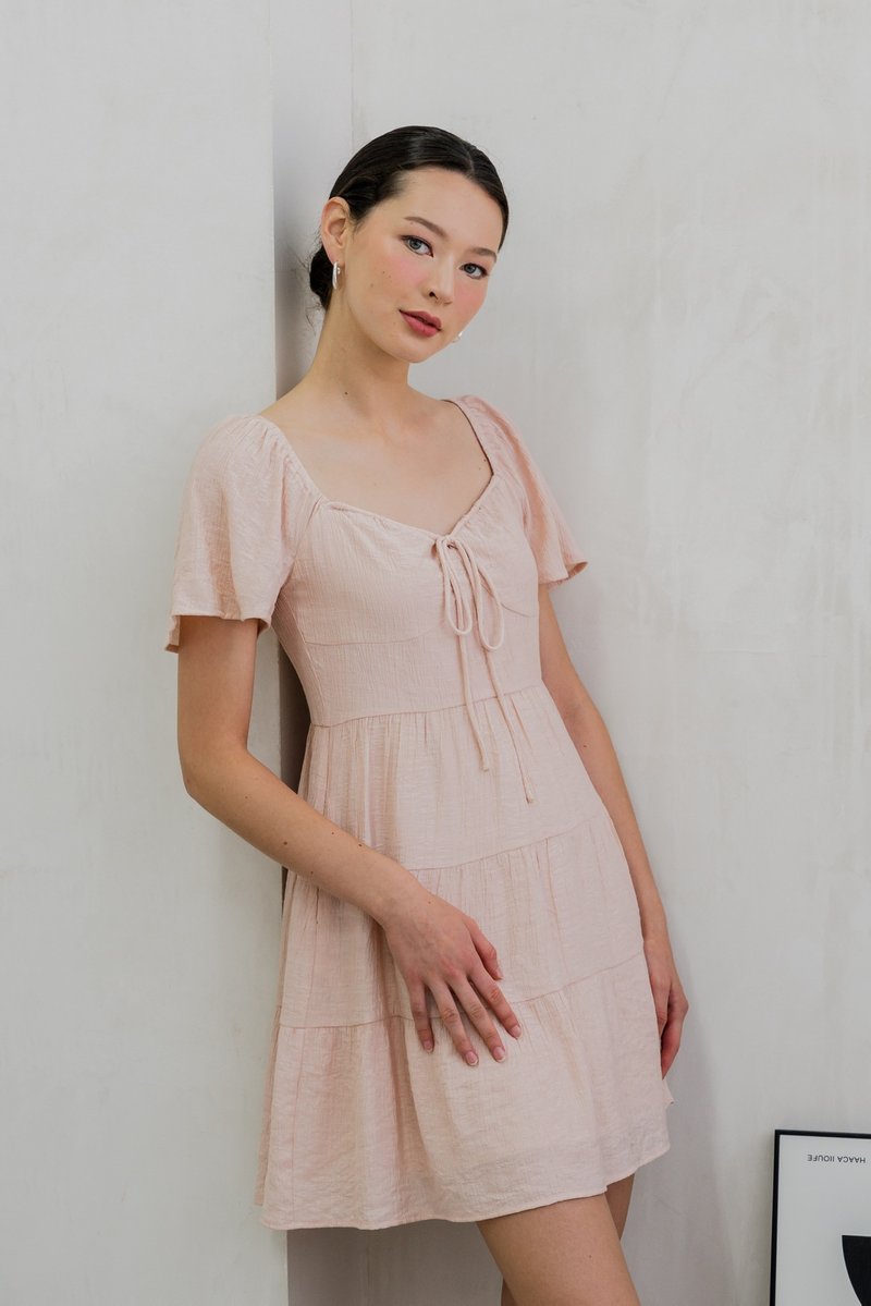 Gracie Textured Tiered Dress In Pink (XS)