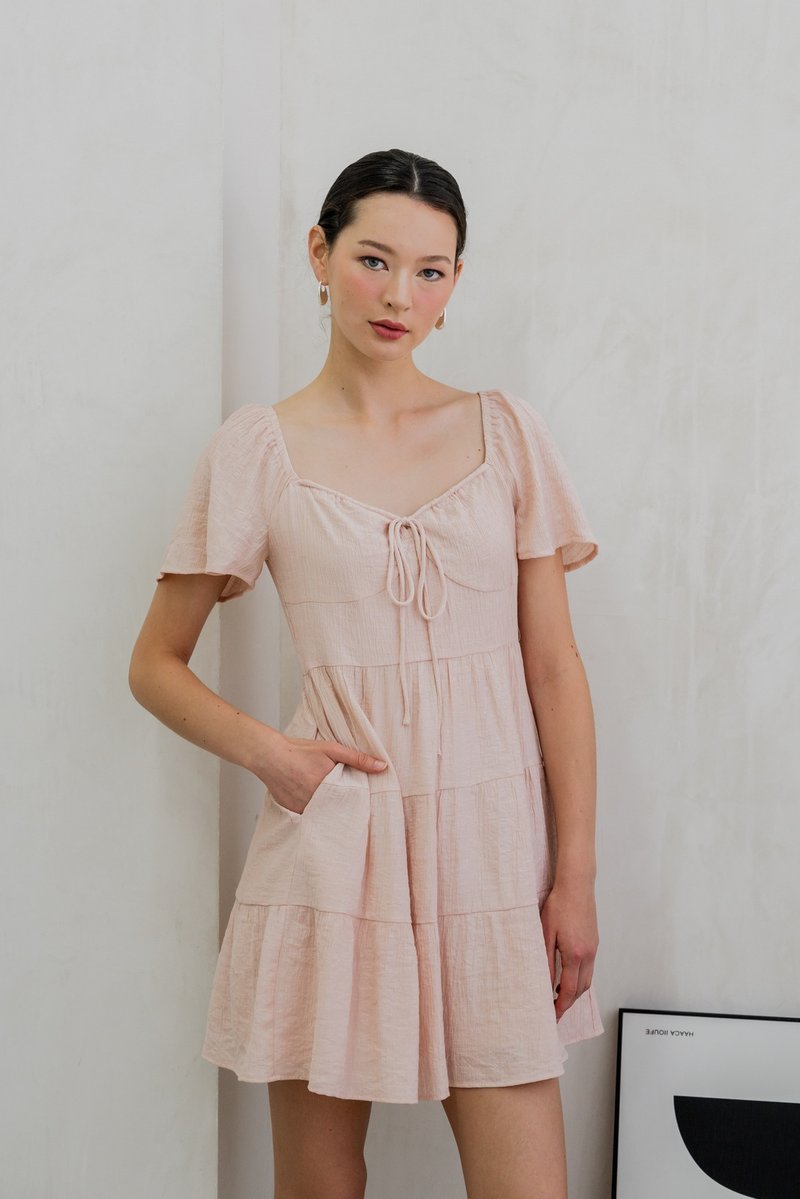 Gracie Textured Tiered Dress In Pink (XS)